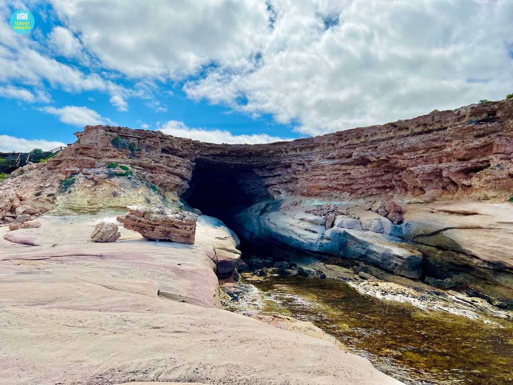 Woolshed Cave, Talia