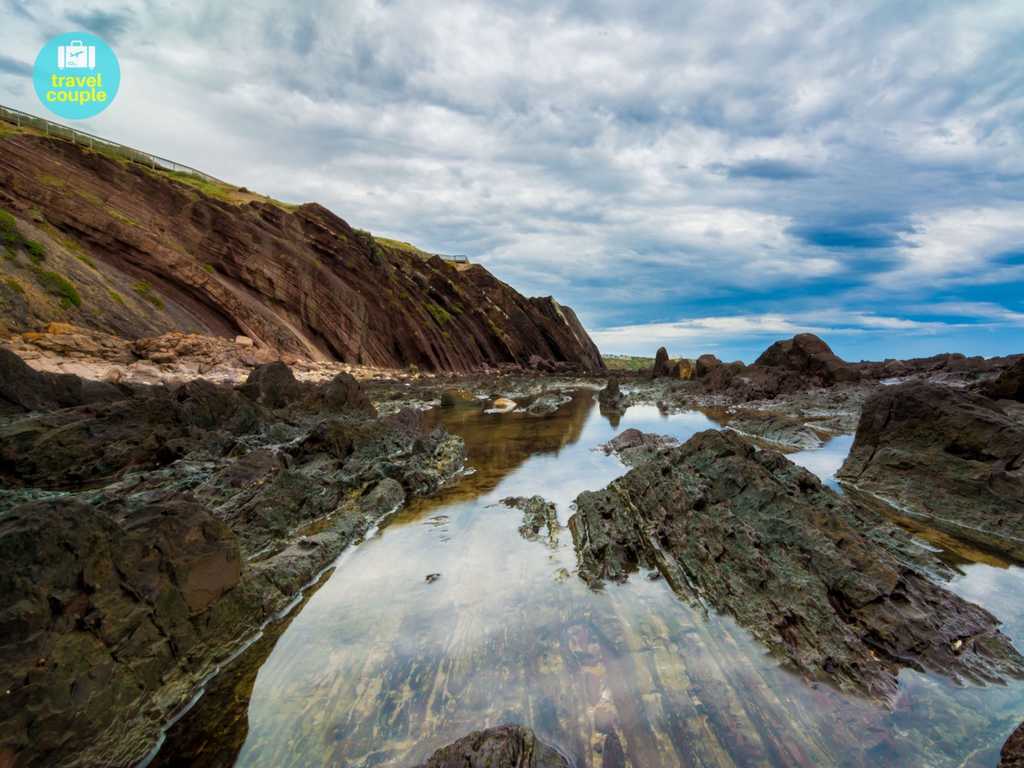 Towards Black Rock cave